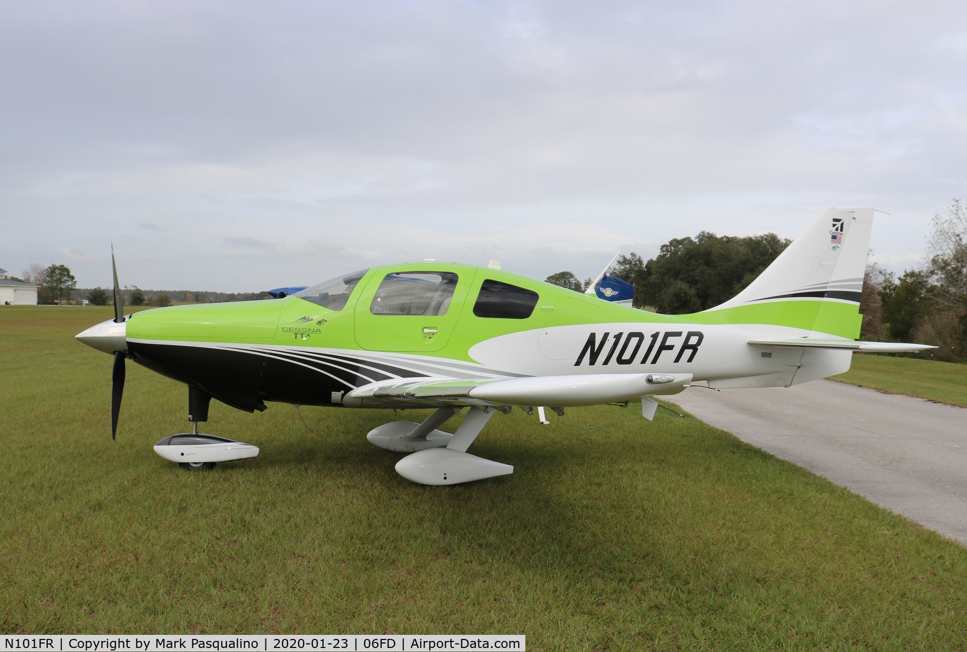 N101FR, 2013 Cessna T240 C/N T24002037, Cessna T240