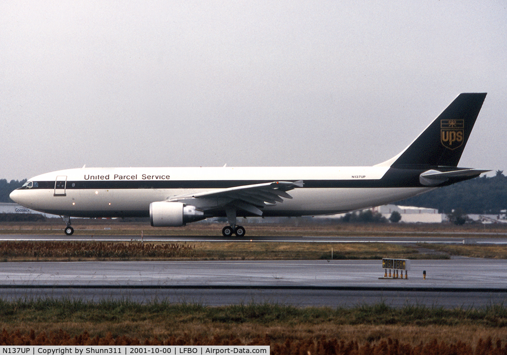 N137UP, 2001 Airbus A300F4-622R C/N 820, Delivery day...