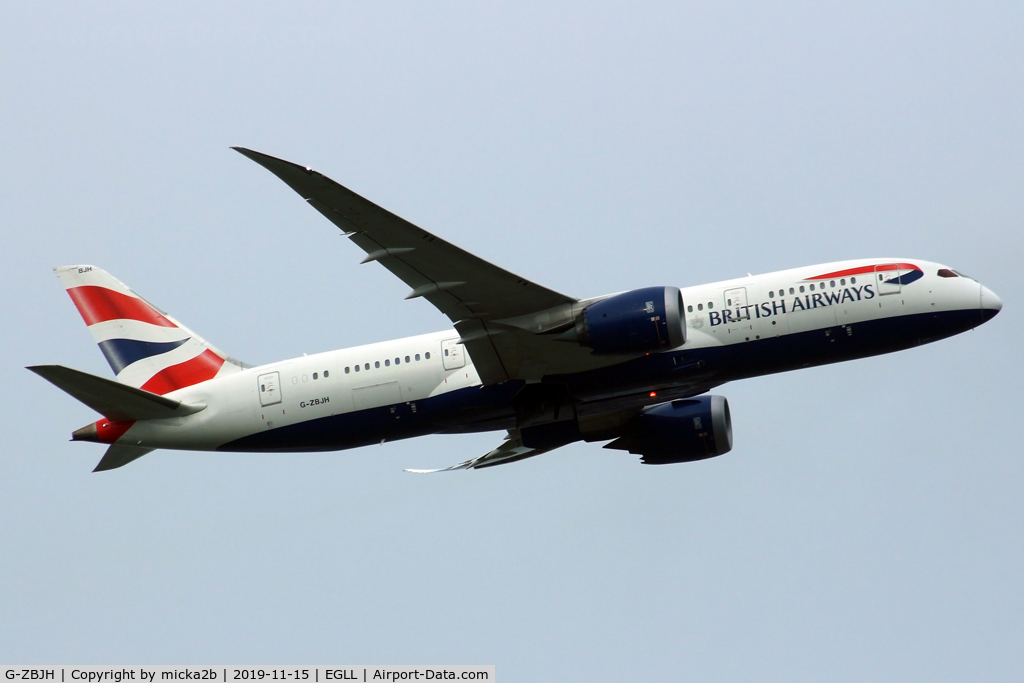 G-ZBJH, 2014 Boeing 787-8 Dreamliner C/N 38615, Take off