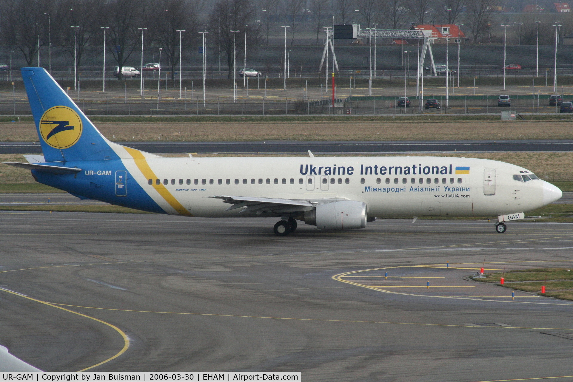 UR-GAM, Boeing 737-4Y0 C/N 25190/2256, Ukraine Intl