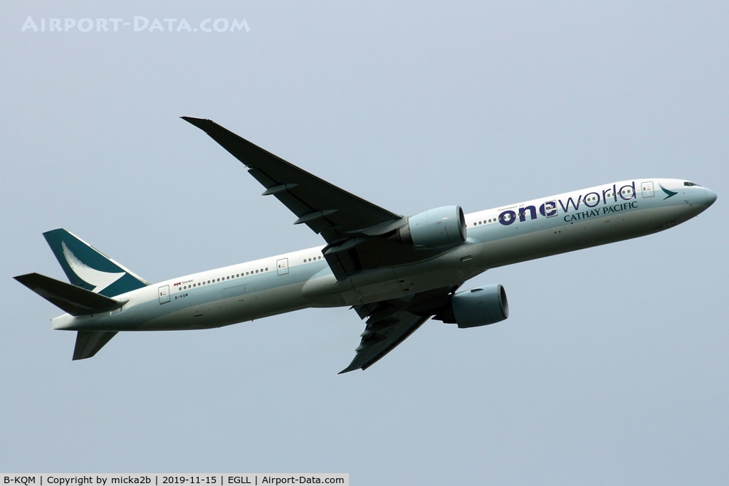 B-KQM, 2014 Boeing 777-367/ER C/N 41433, Take off
