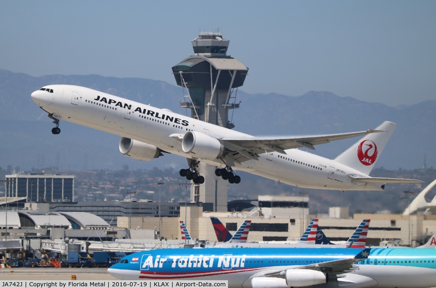 JA742J, 2009 Boeing 777-346/ER C/N 36129, LAX 2016