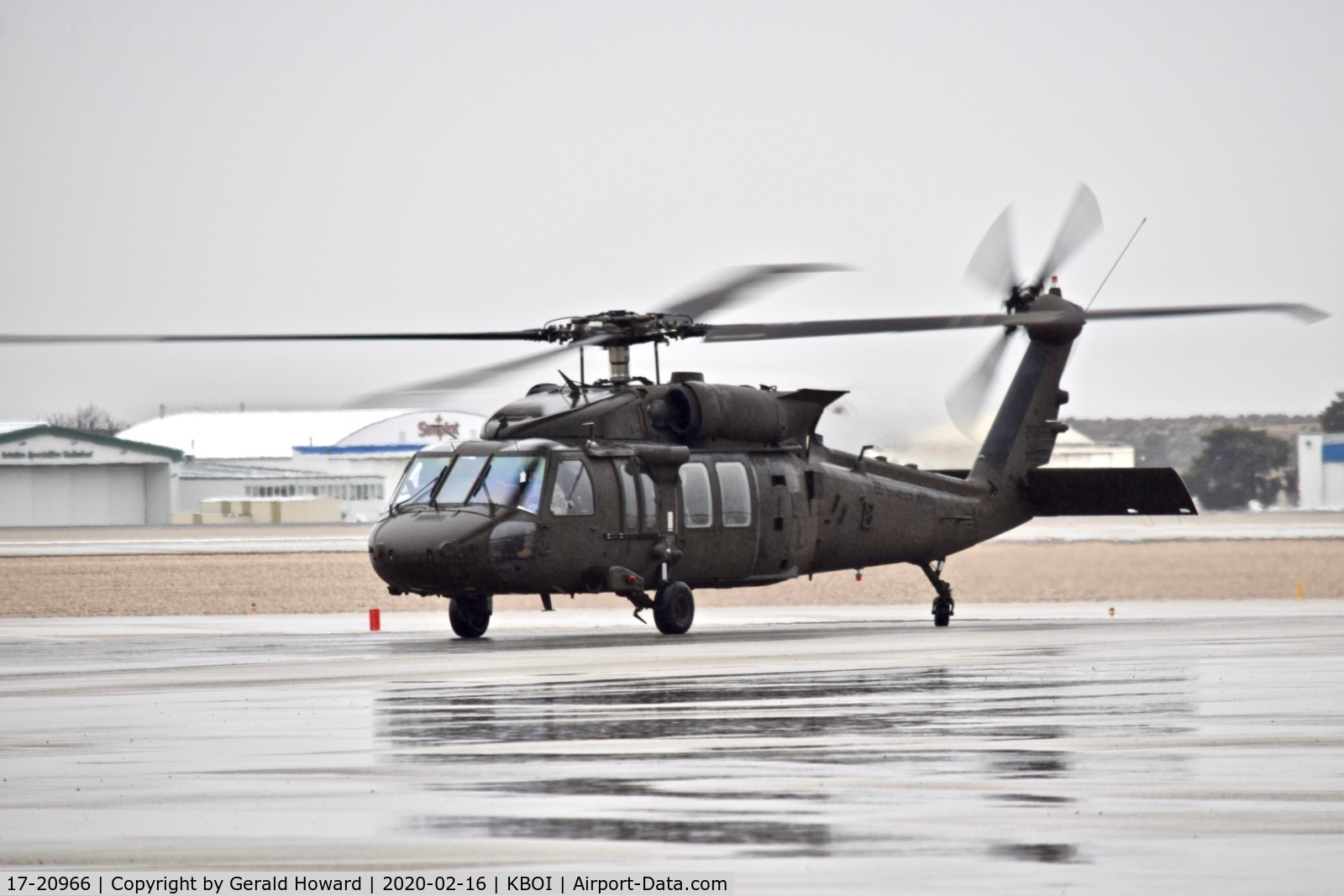 17-20966, 2017 Sikorsky UH-60M Black Hawk C/N 70-4983, On north GA ramp.