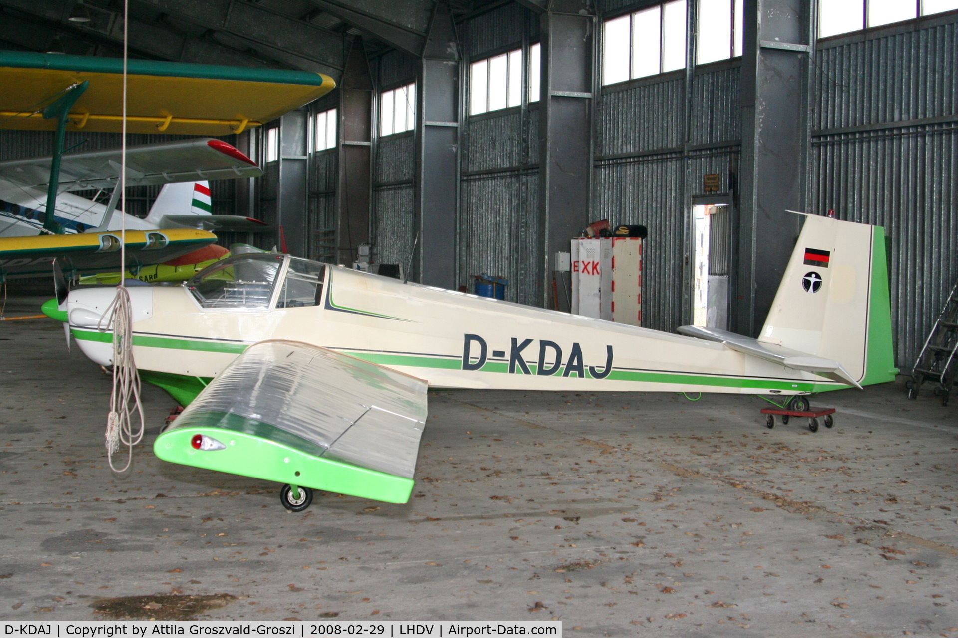 D-KDAJ, 1972 Scheibe SF-25C Falke C/N 4450, LHDV - Dunaujváros, Baracs-Kisapostag Airport, Hungary