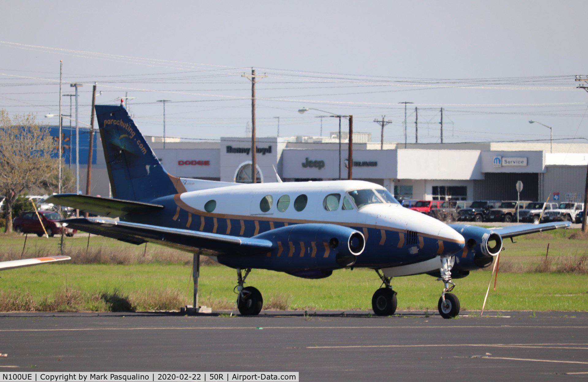 N100UE, 1966 Beech 65-A90 C/N LJ-138, Beech A90