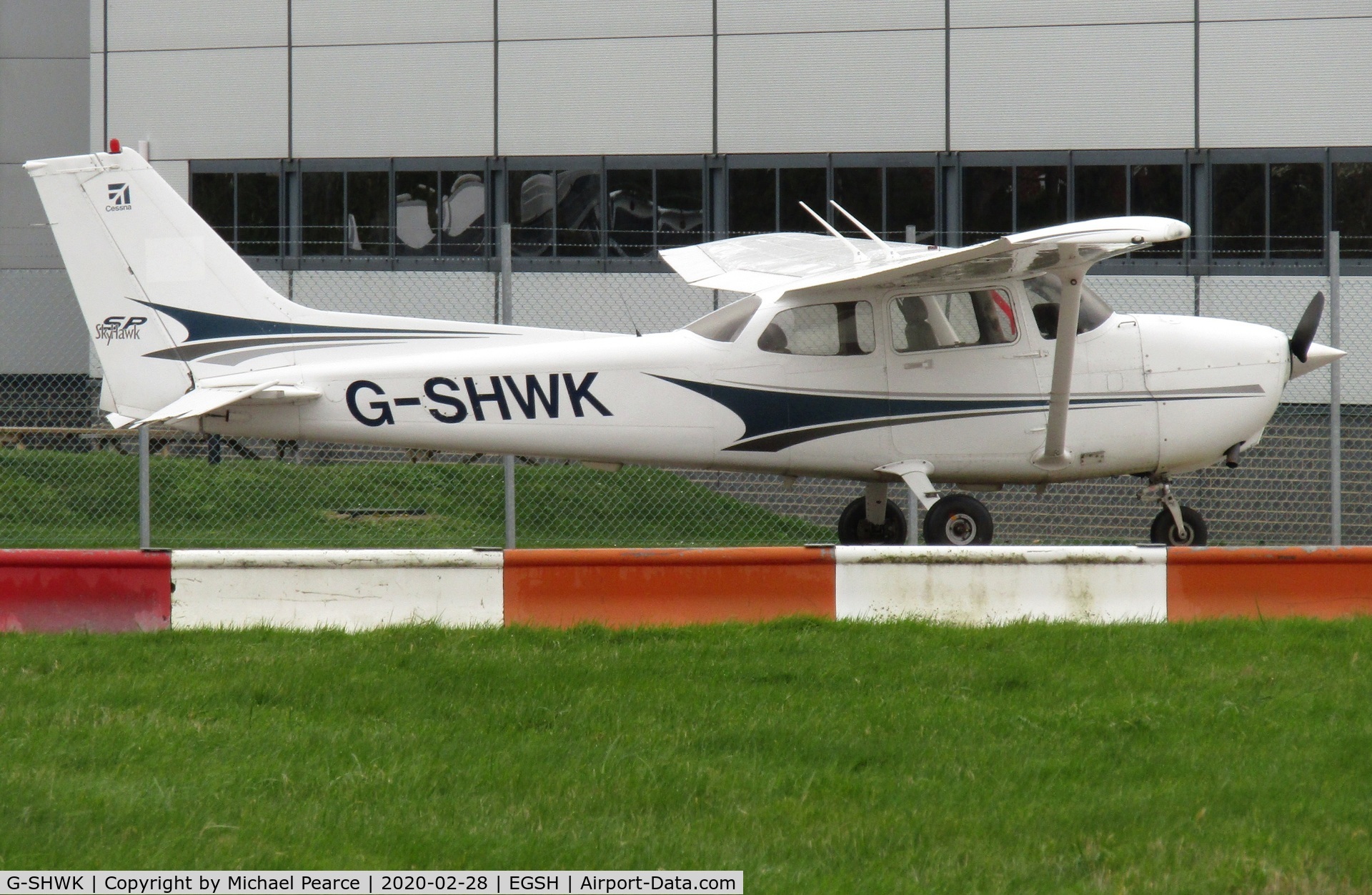 G-SHWK, 2004 Cessna 172S Skyhawk SP C/N 172S9642, Visiting SaxonAir on a weather diversion from Cambridge (CBG)