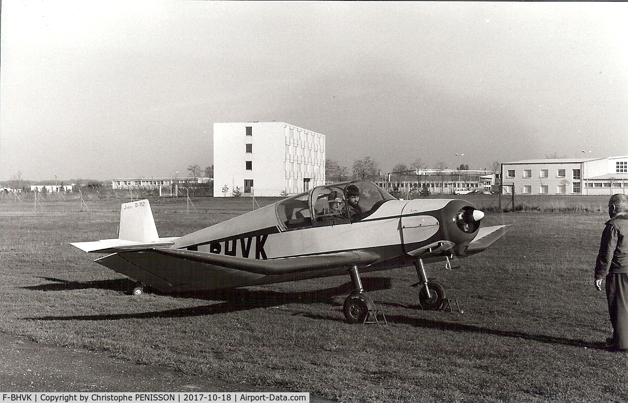 F-BHVK, Jodel (Valladeau) D-112 C/N 481, Photo prise à l'Aéro club de Saintonge Aunis SAINTES Paban (17)