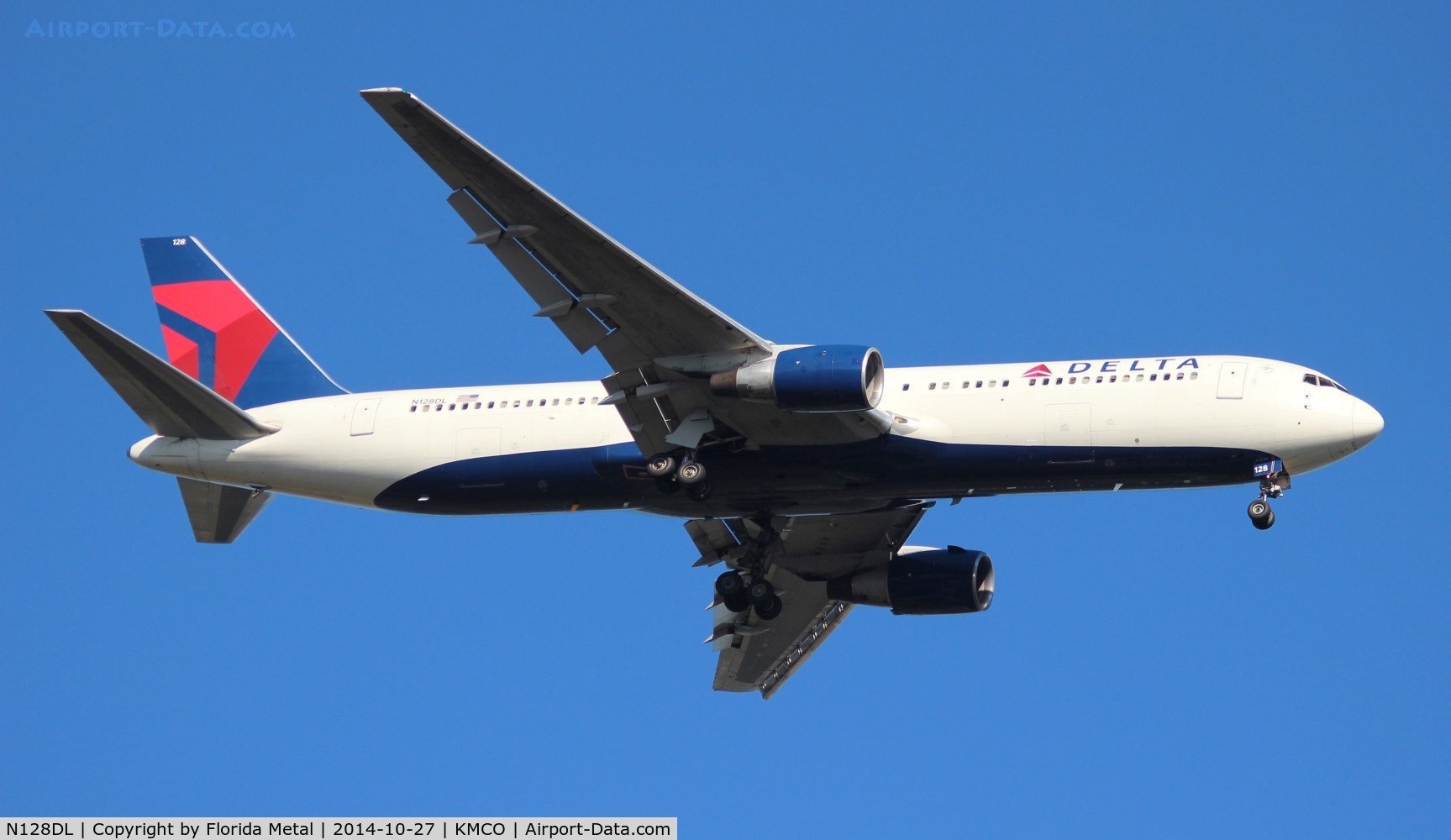 N128DL, 1988 Boeing 767-332 C/N 24078, MCO 2014