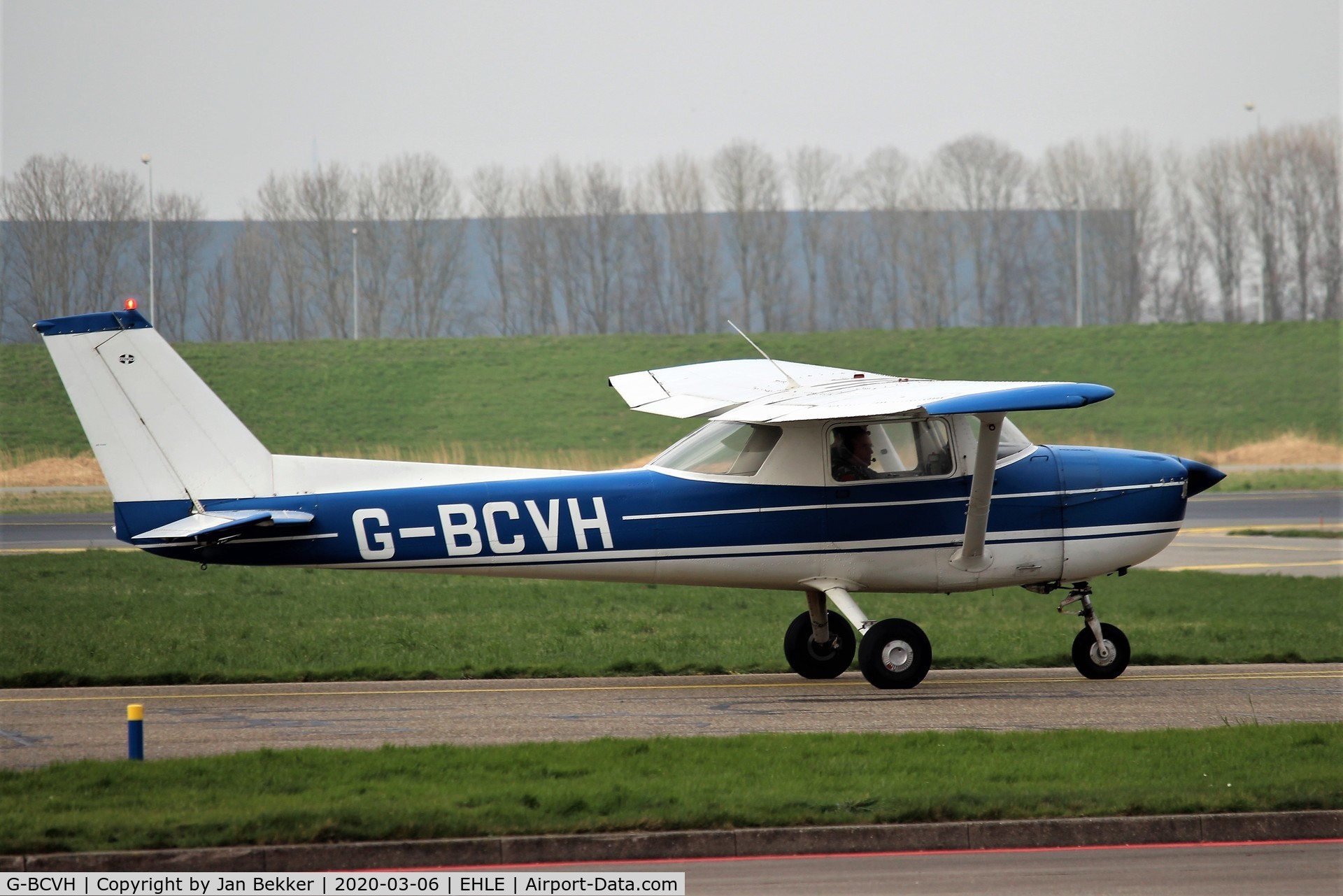 G-BCVH, 1974 Reims FRA150L Aerobat C/N 0258, Lelystad Airport