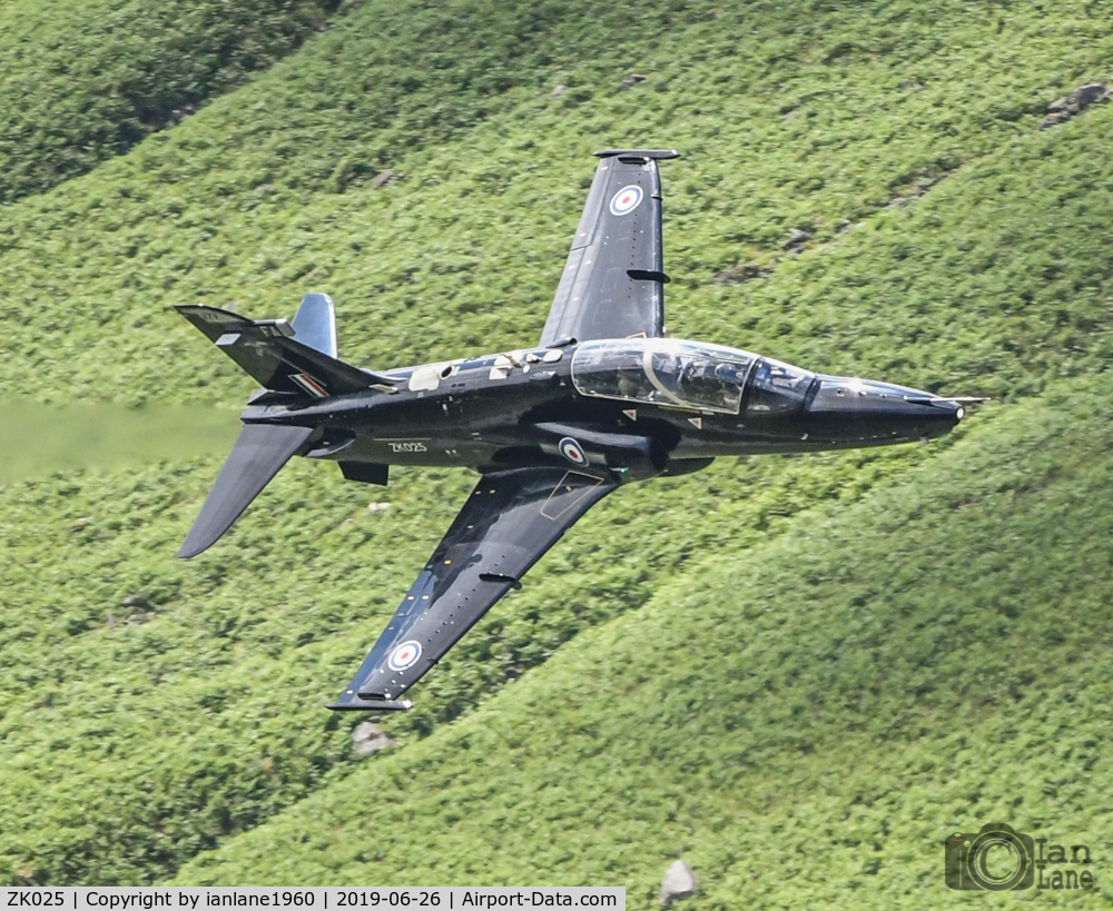 ZK025, 2009 British Aerospace Hawk T2 C/N RT016/1254, LFA17 Dunmail Raise