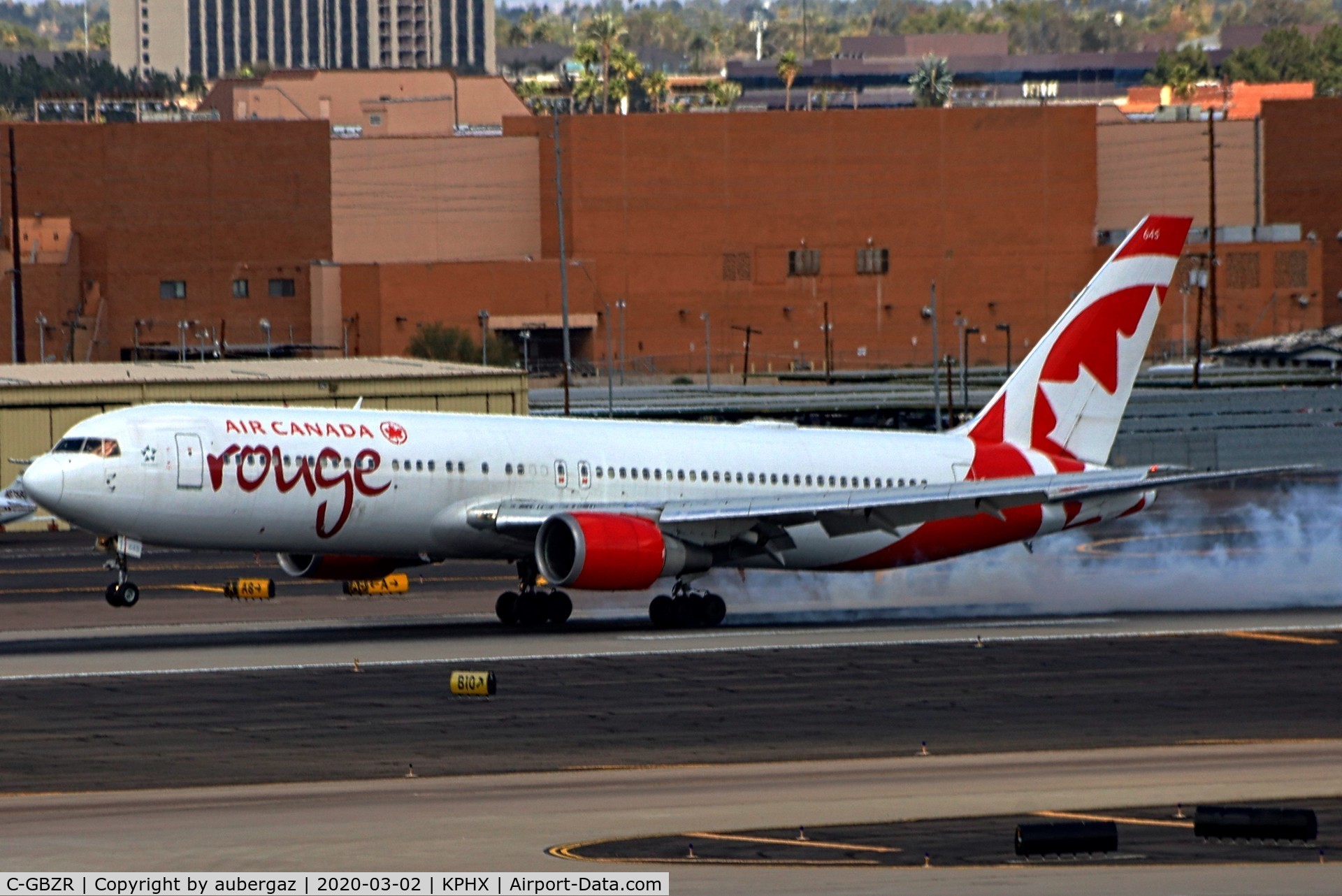 C-GBZR, 1982 Boeing 767-38E/ER C/N 25404, AC ROUGE Arrival at PHX R26