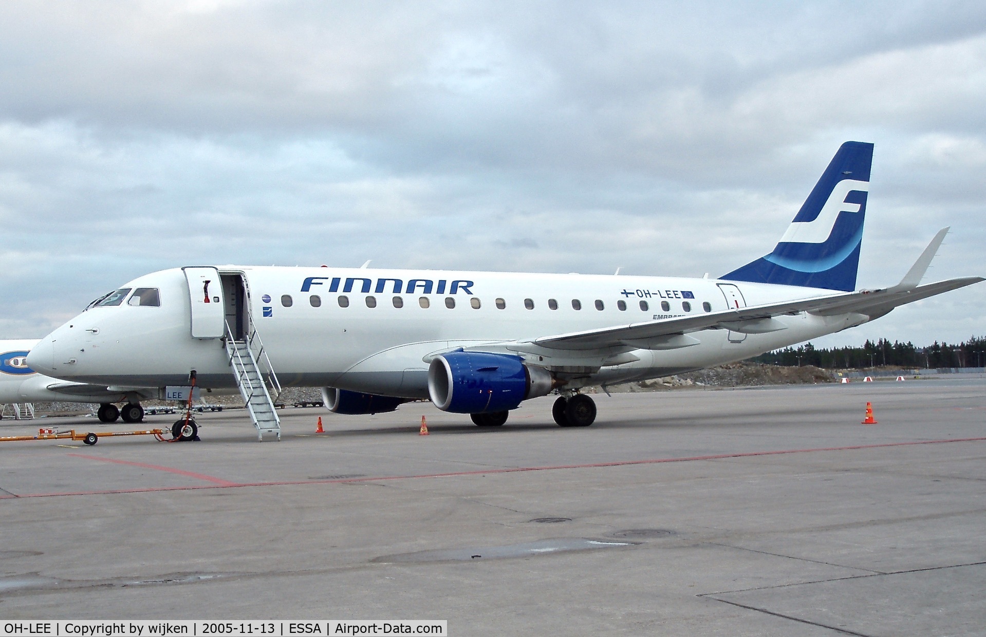 OH-LEE, 2005 Embraer 170LR (ERJ-170-100LR) C/N 17000093, Ramp G