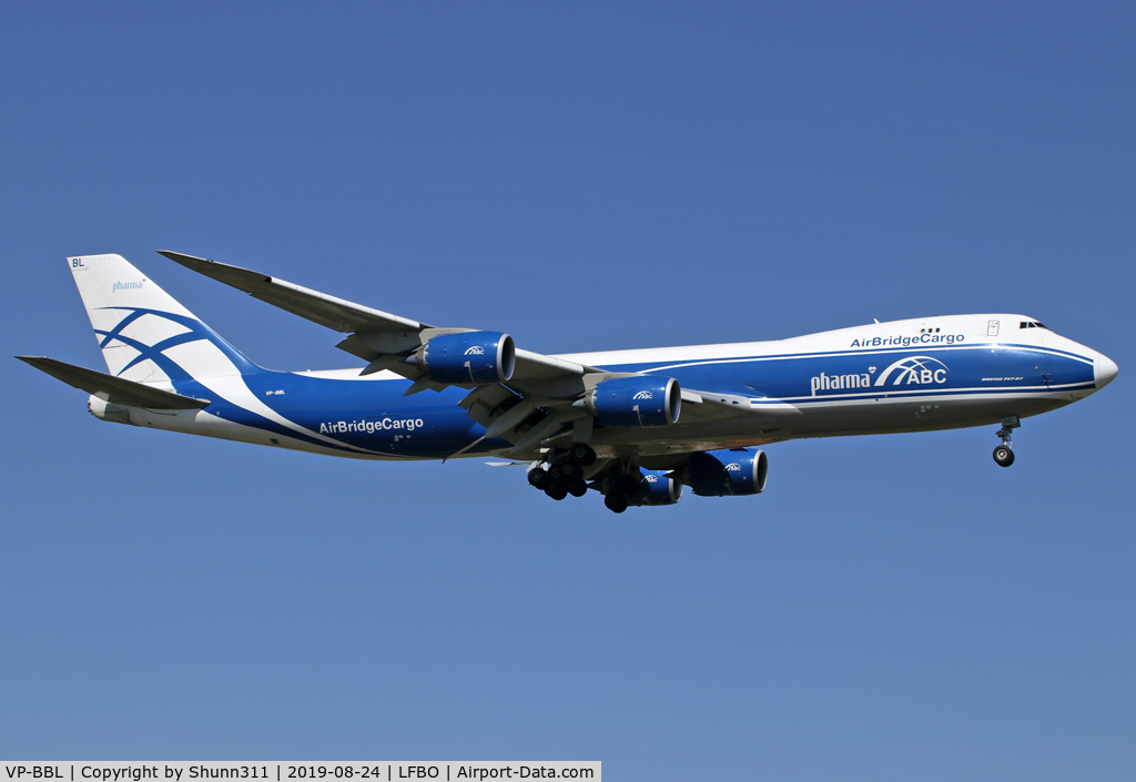 VP-BBL, 2016 Boeing 747-8F C/N 63378, Landing rwy 14R