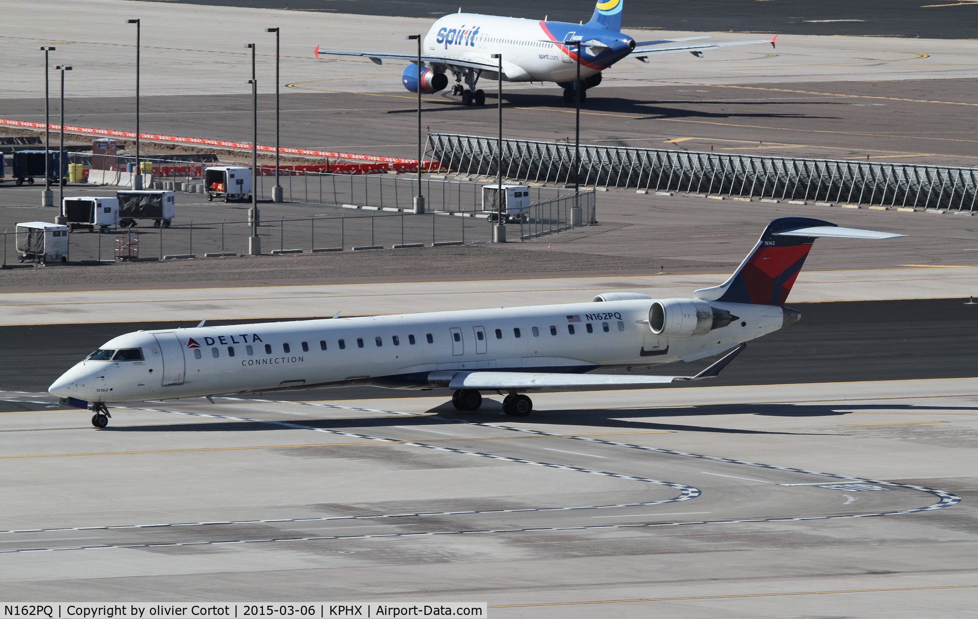 N162PQ, 2008 Bombardier CRJ-900ER (CL-600-2D24) C/N 15162, Phoenix airport