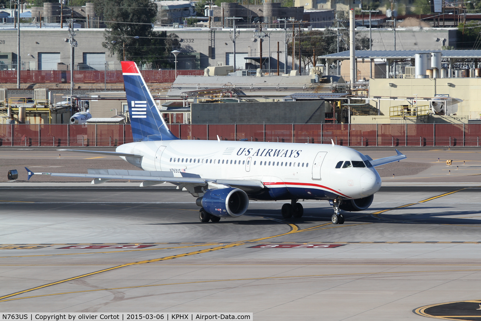 N763US, 2000 Airbus A319-112 C/N 1360, Phoenix 2015