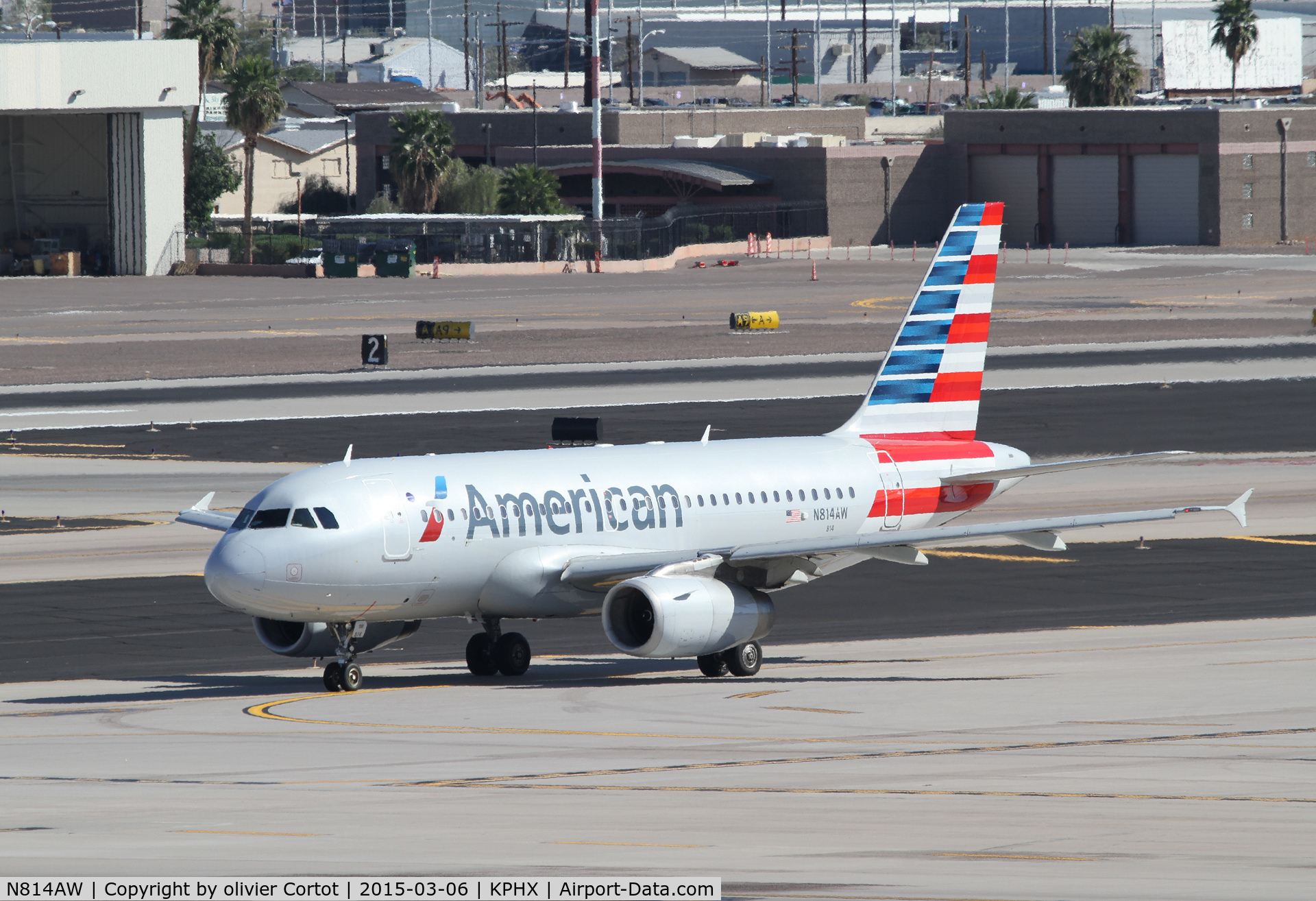 N814AW, 2000 Airbus A319-132 C/N 1281, Phoenix 2015