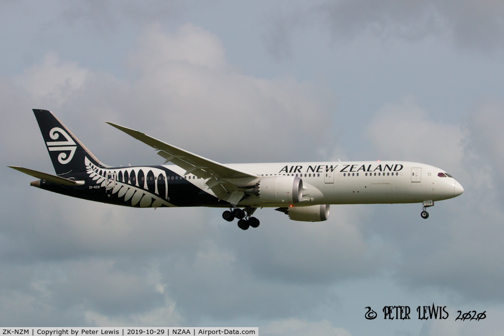 ZK-NZM, 2017 Boeing 787-9 Dreamliner Dreamliner C/N 38180, Air New Zealand Ltd., Auckland