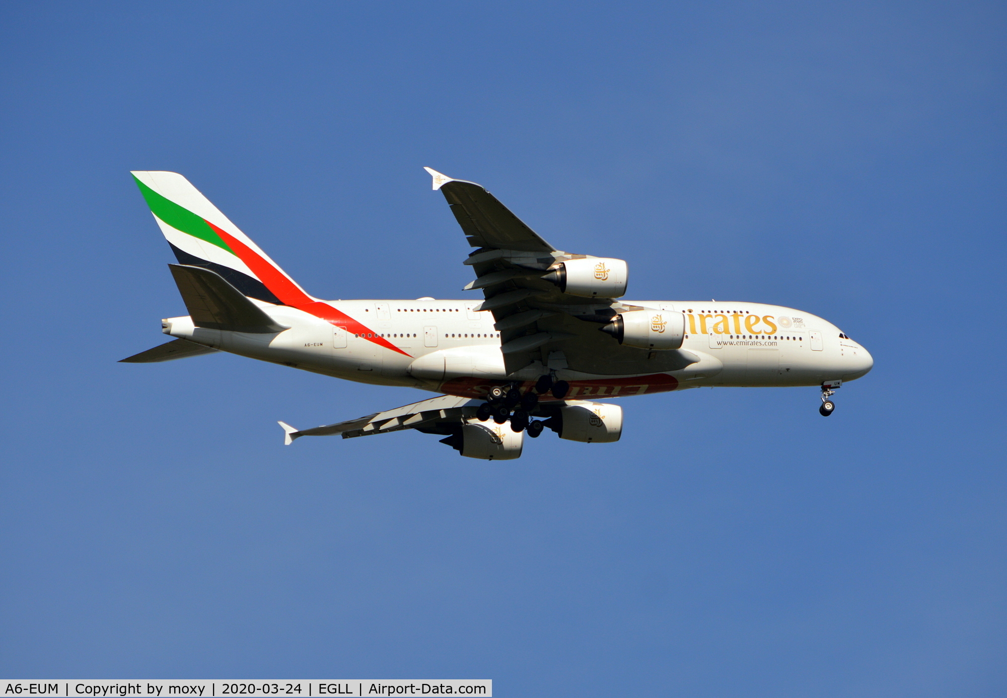 A6-EUM, 2016 Airbus A380-861 C/N 225, Airbus A380-842 on finals to London Heathrow.