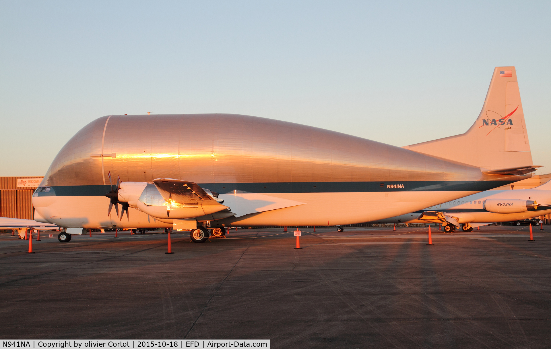 N941NA, Aero Spacelines 377SGT-F Super Guppy Turbine C/N 0004, nice colors as the sun goes down