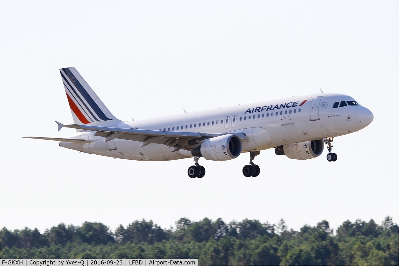 F-GKXH, 2002 Airbus A320-214 C/N 1924, Airbus A320-214, On final rwy 05, Bordeaux-Mérignac airport (LFBD-BOD)