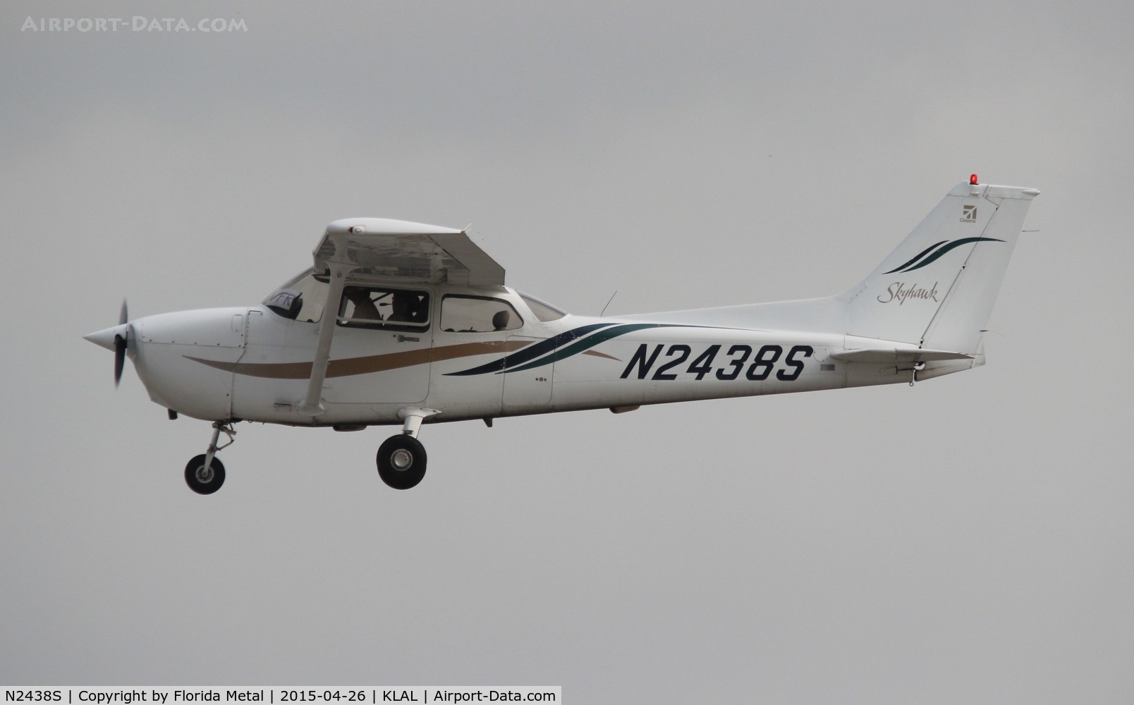 N2438S, 2000 Cessna 172R C/N 17280875, Cessna 172R