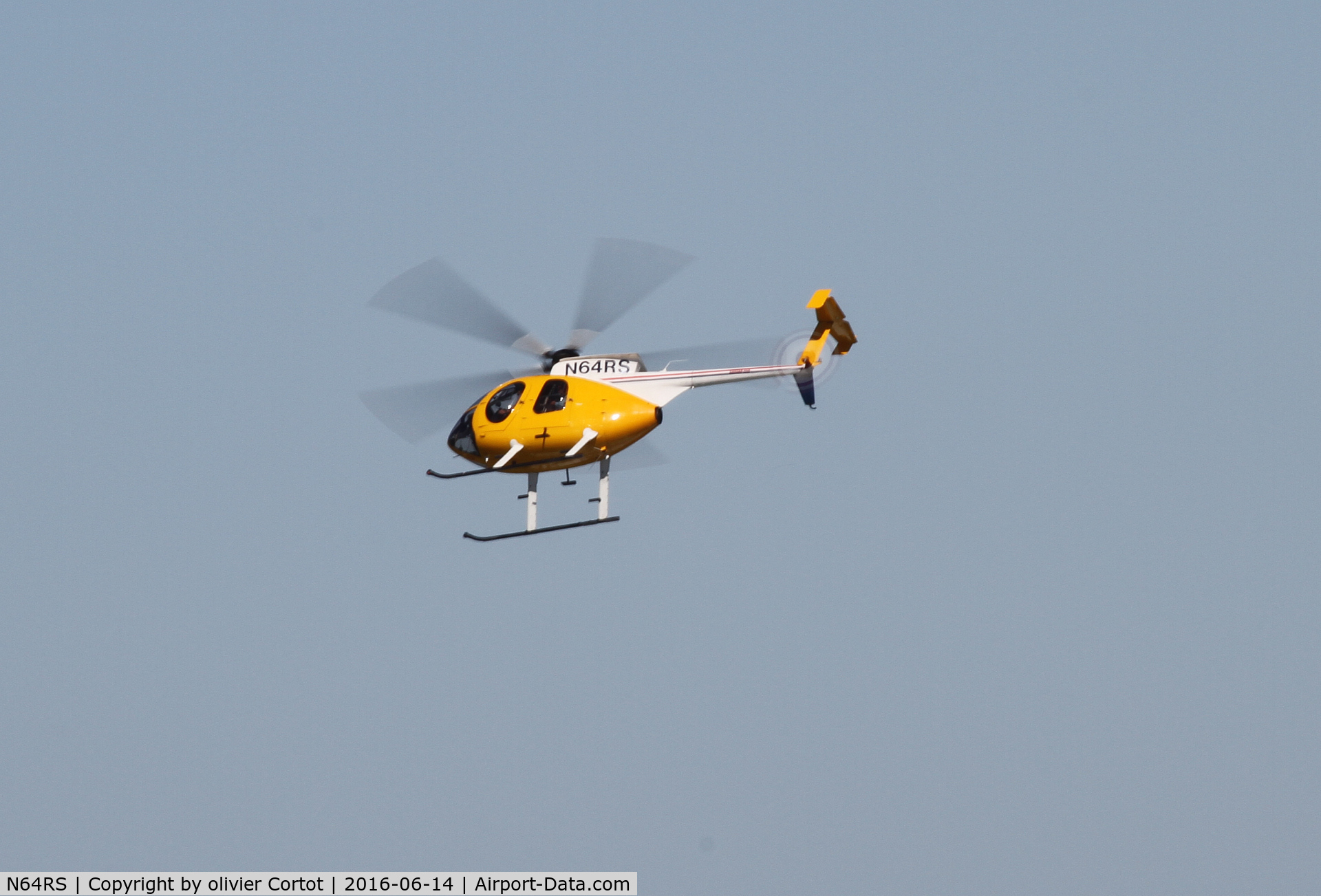N64RS, 1989 MD Helicopters 369E C/N 0320E, taken from the canadian side, june 2016