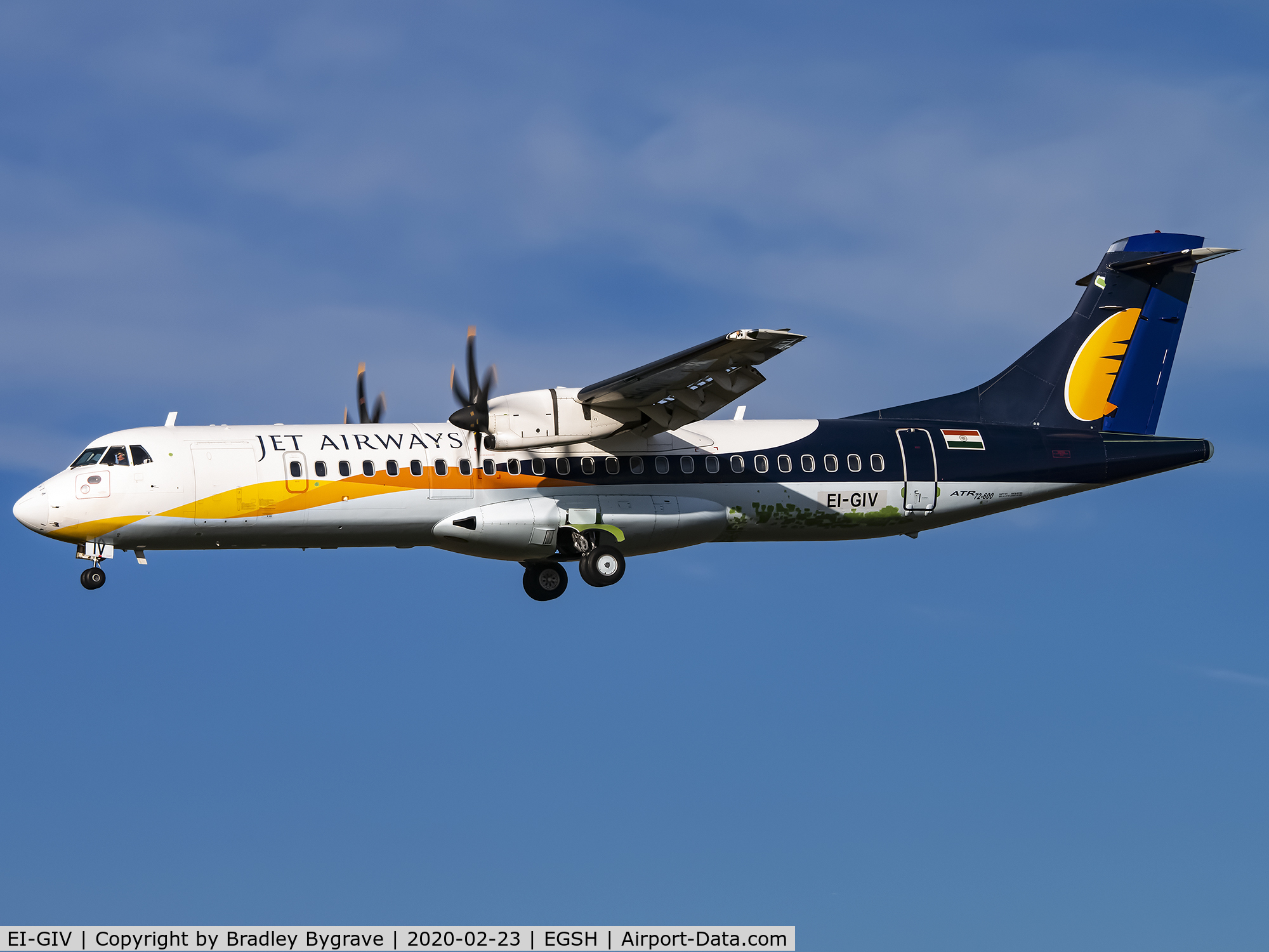 EI-GIV, 2012 ATR 72-600 (72-212A) C/N 1056, Landing