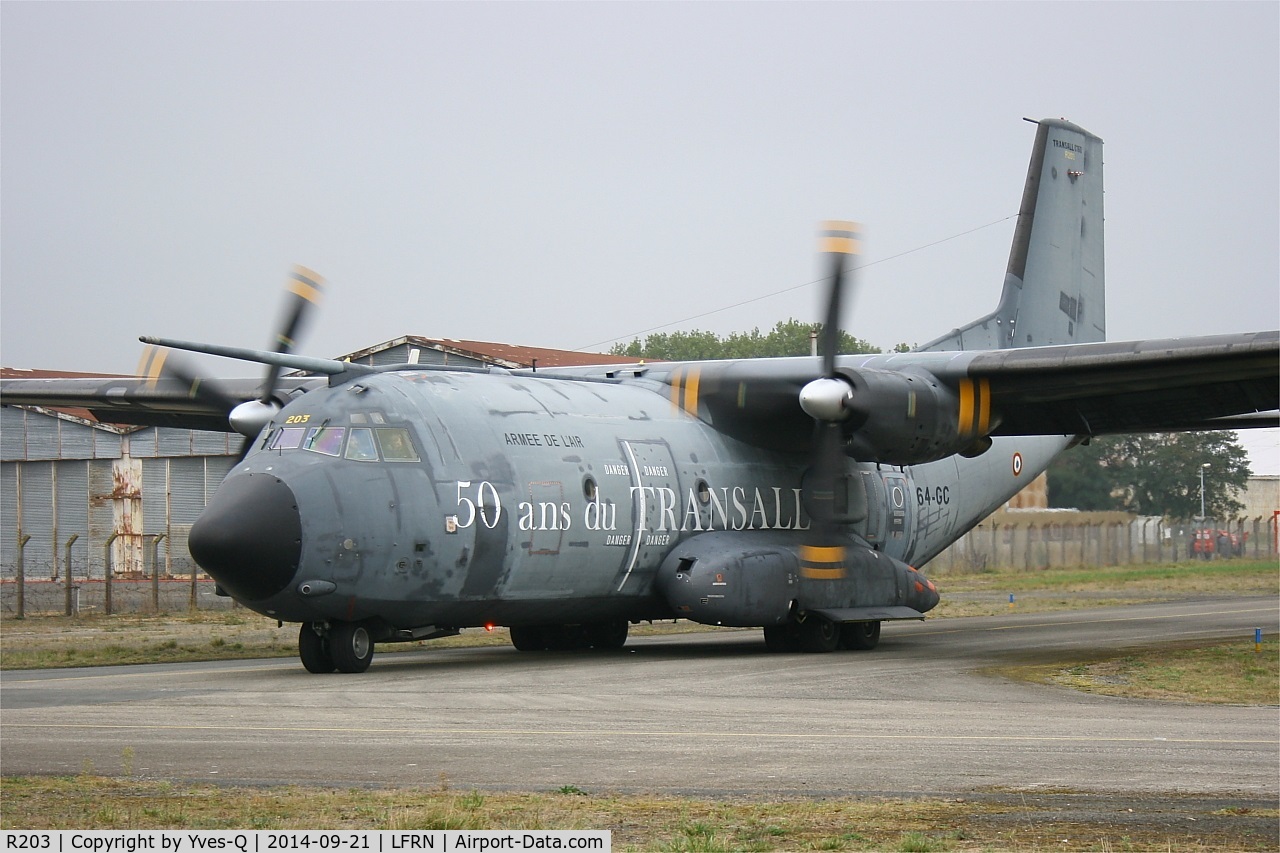 R203, Transall C-160R C/N 203, Transall C-160R (64-GC), Taxiing to holding point rwy 10, Rennes-St Jacques airport (LFRN-RNS) Air show 2014