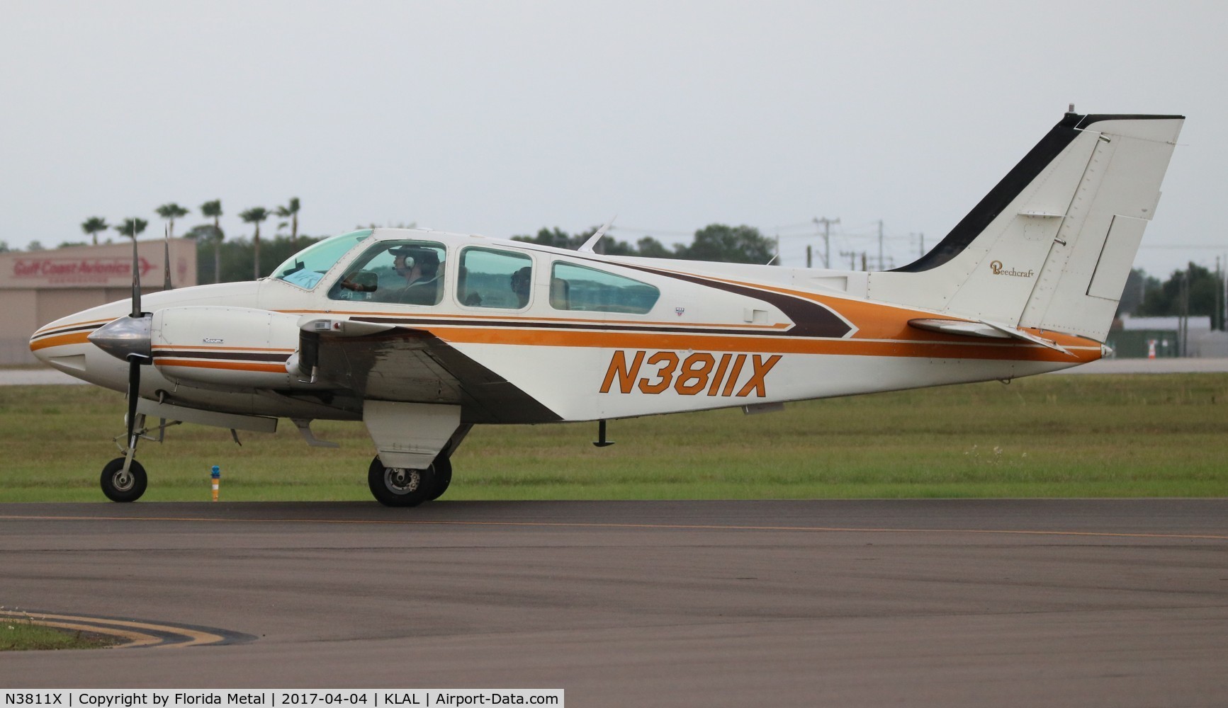 N3811X, 1981 Beech 95-B55 (T42A) Baron C/N TC-2368, Baron 55