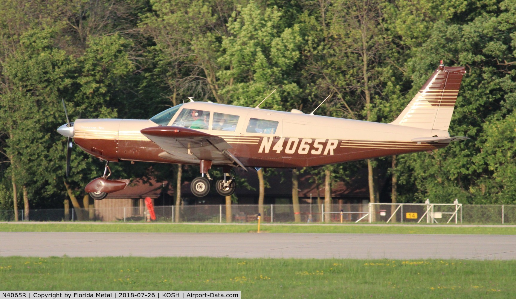 N4065R, 1967 Piper PA-32-300 Cherokee Six C/N 32-40373, PA-32-300