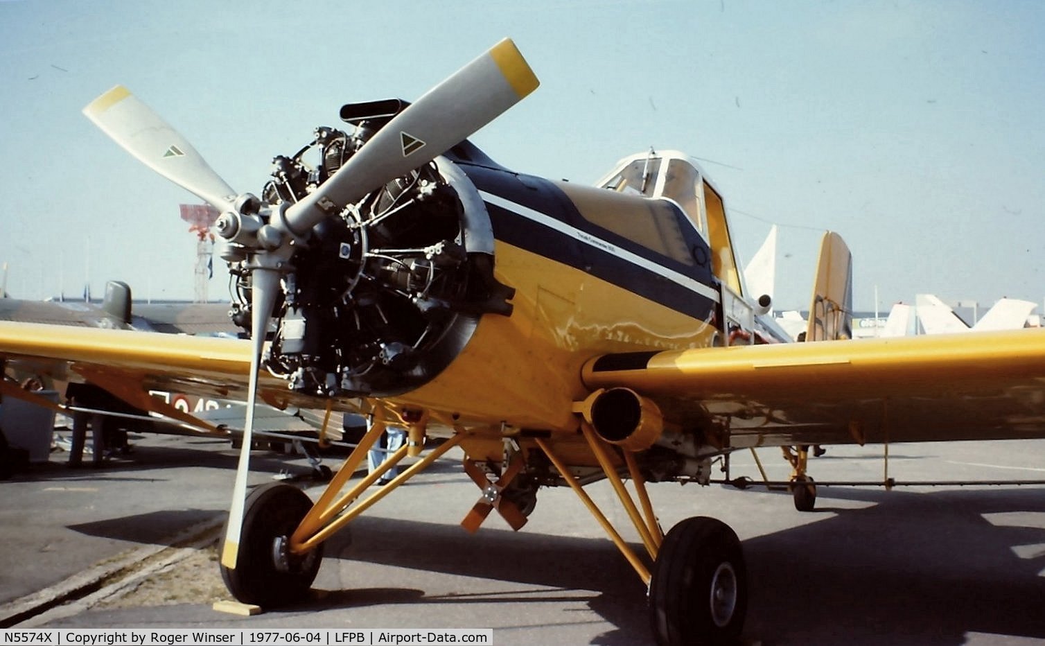 N5574X, Ayres S2R-800 Thrush C/N 5084R, Thrush Commander on display at the 1977 Paris Air Show.