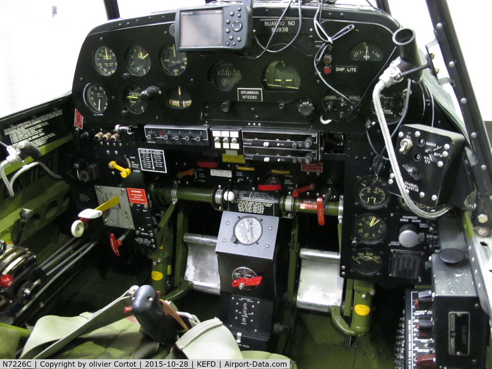 N7226C, Grumman TBM-3E Avenger C/N 85938, the cockpit