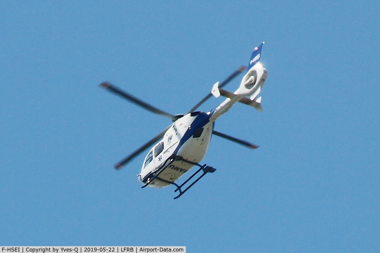 F-HSEI, 2005 Eurocopter EC-135P-2 C/N 0415, Eurocopter EC-135P-2, Flight over Brest-Bretagne Airport (LFRB-BES)