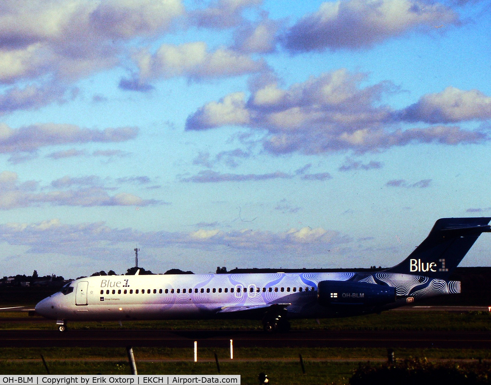 OH-BLM, 2001 Boeing 717-23S C/N 55066, OH-BLM landed rw 04L