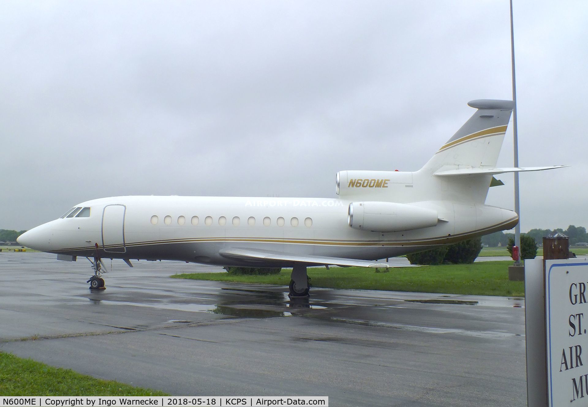 N600ME, 1997 Dassault Falcon 900 C/N 163, Dassault Falcon 900 at the St. Louis Downtown Airport, Cahokia IL