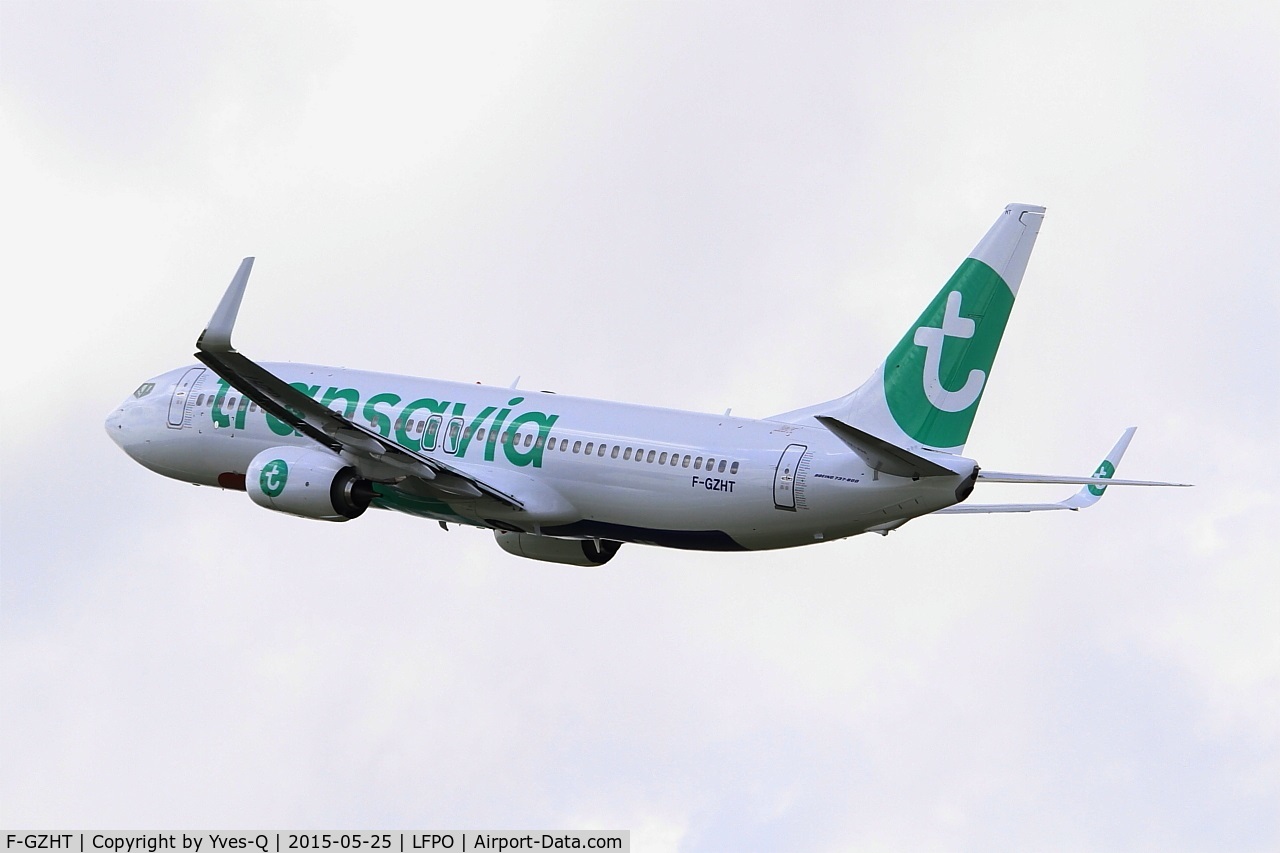 F-GZHT, 2015 Boeing 737-85R C/N 41332/5392, Boeing 737-85R, Climbing from rwy 24, Paris-Orly airport (LFPO-ORY)
