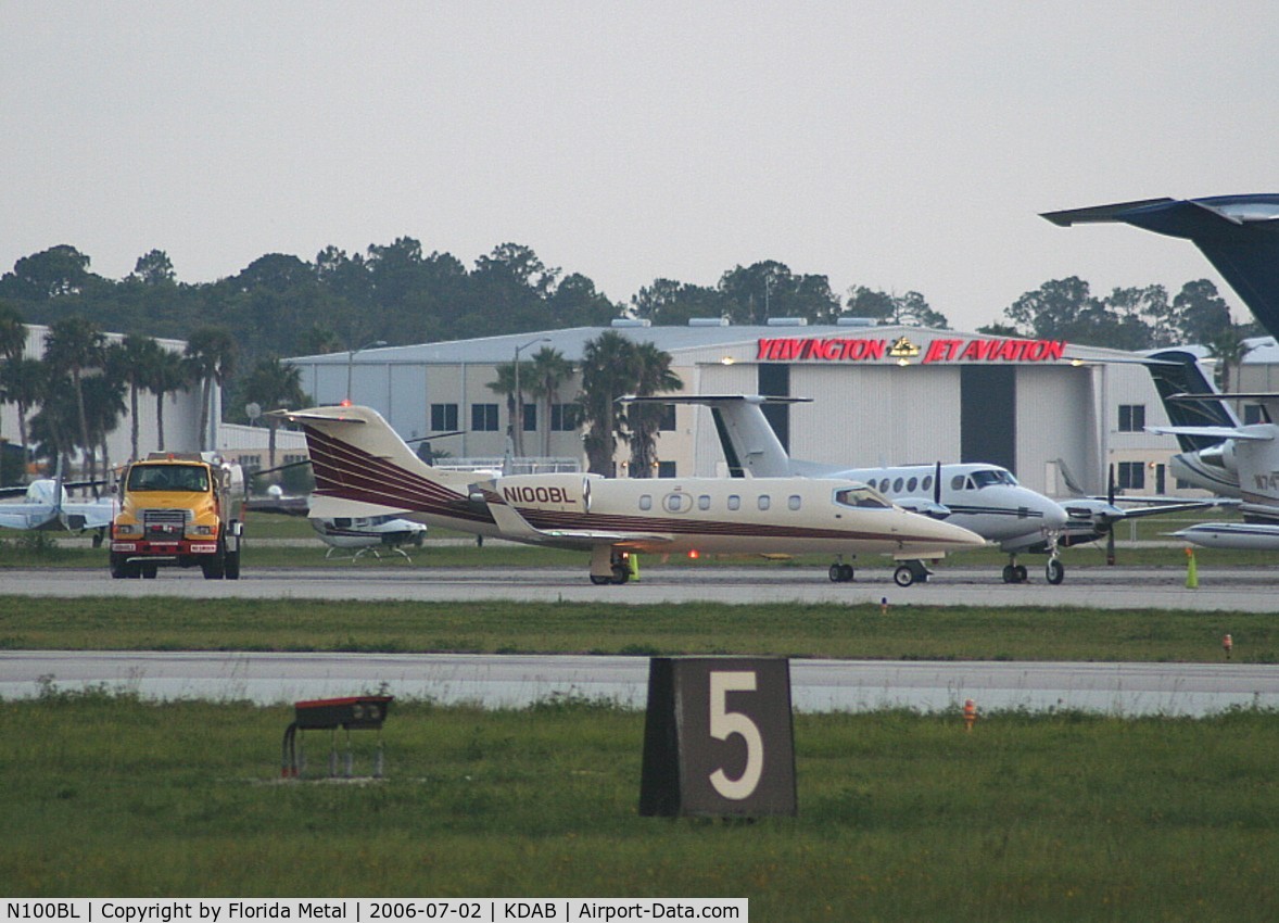 N100BL, 1996 Learjet Inc 31A C/N 126, DAB 2006