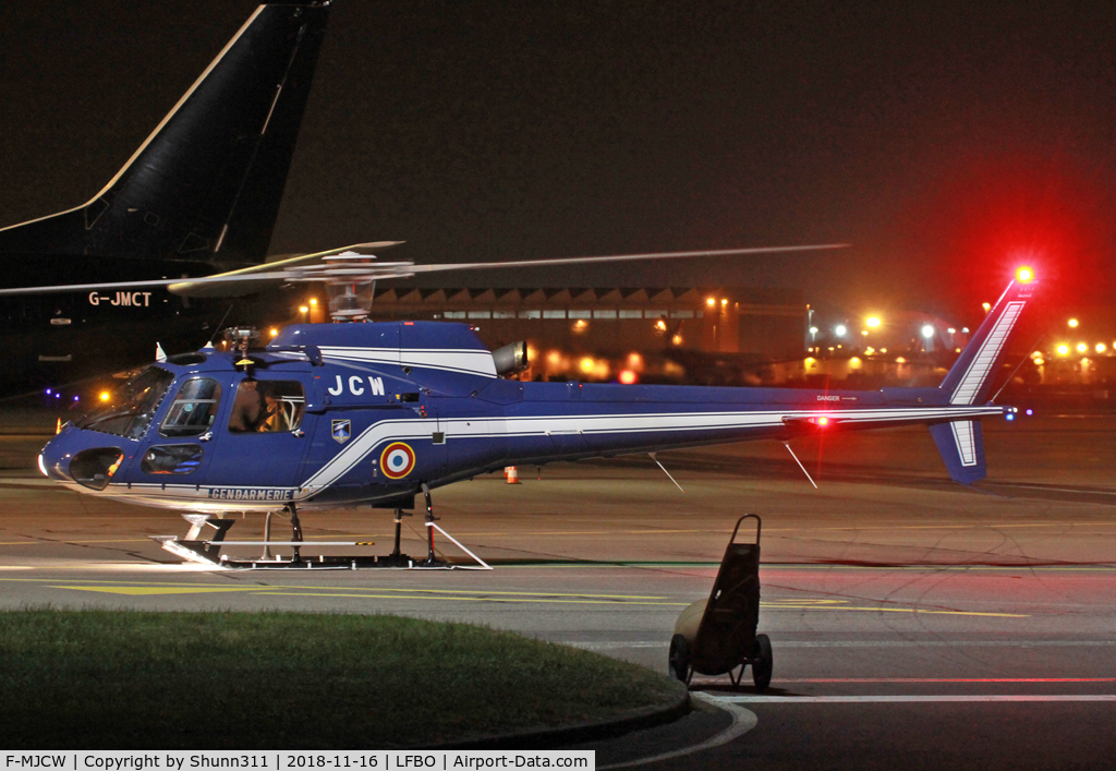 F-MJCW, 1989 aerospatiale AS-350B Ecureuil C/N 2218, Parked at the General Aviation area for fuelling... ready for departure...