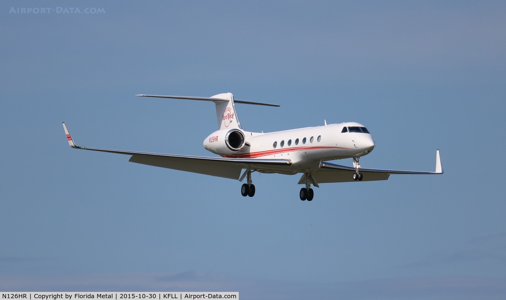 N126HR, 2013 Gulfstream Aerospace GV-SP (G550) C/N 5436, FLL 2015