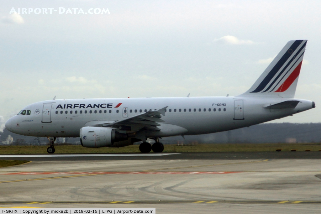 F-GRHX, 2001 Airbus A319-111 C/N 1524, Taxiing. Scrapped in september 2022.