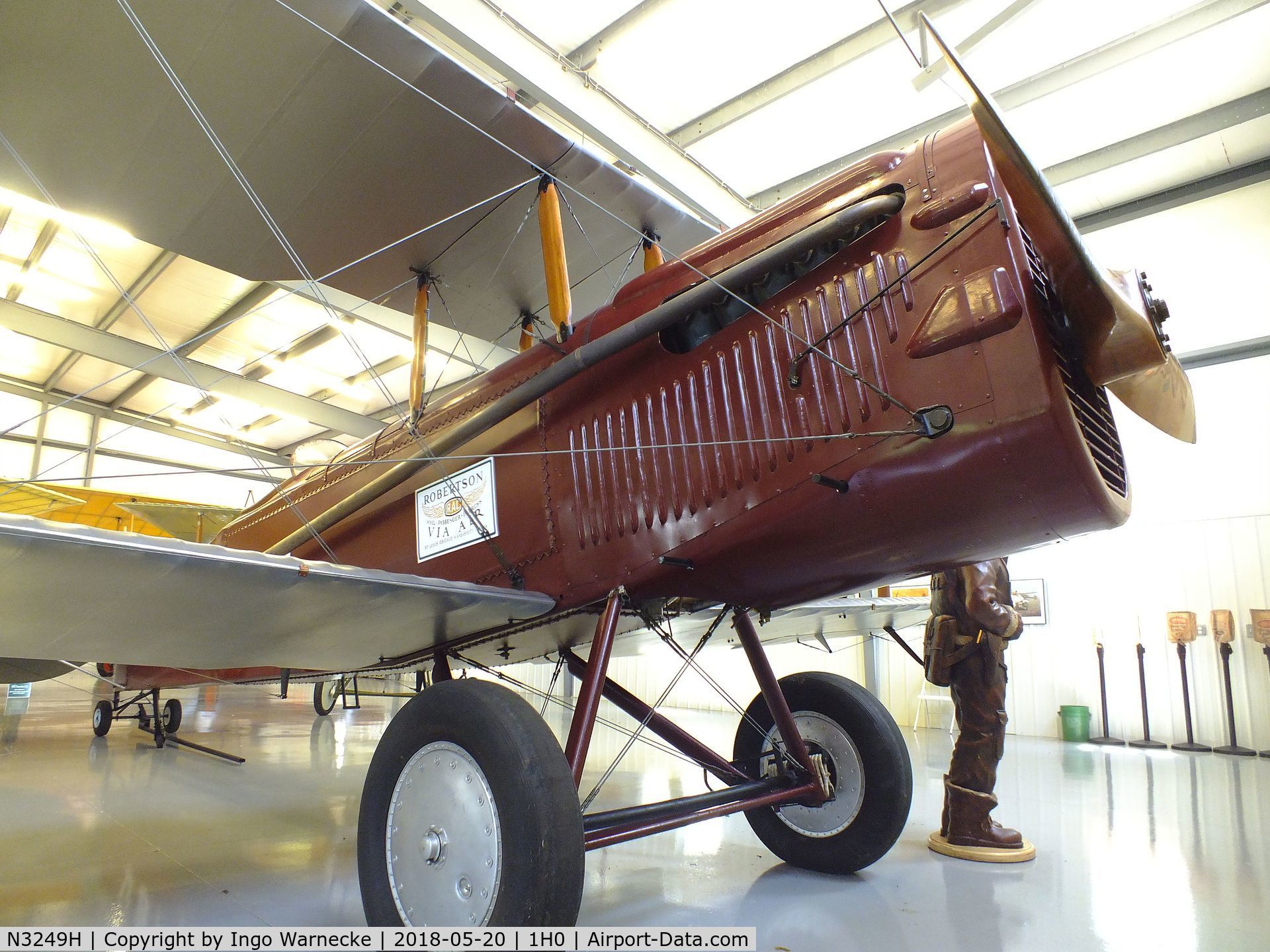 N3249H, 2006 Crawford J H DH-4M2A C/N 3, Airco / De Havilland D.H.4M2A, rebuilt by J.H. Crawford with a Ford-engine in 2006 at the Aircraft Restoration Museum at Creve Coeur airfield, Maryland Heights MO