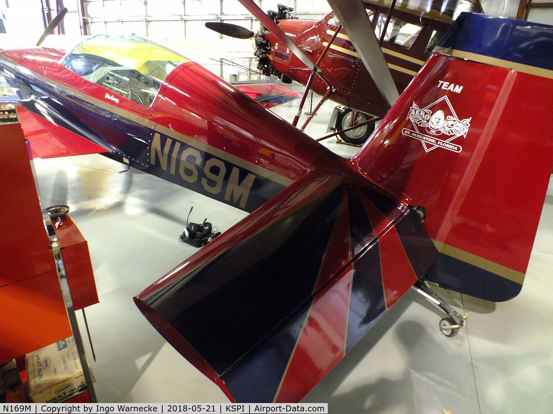 N169M, 1996 Extra EA-300/L C/N 034, Extra EA-300L at the Air Combat Museum, Springfield IL