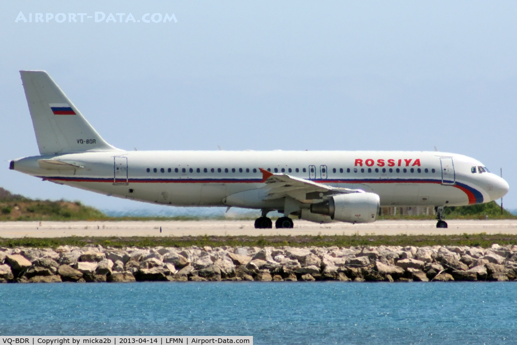 VQ-BDR, 1999 Airbus A320-214 C/N 1130, Taxiing