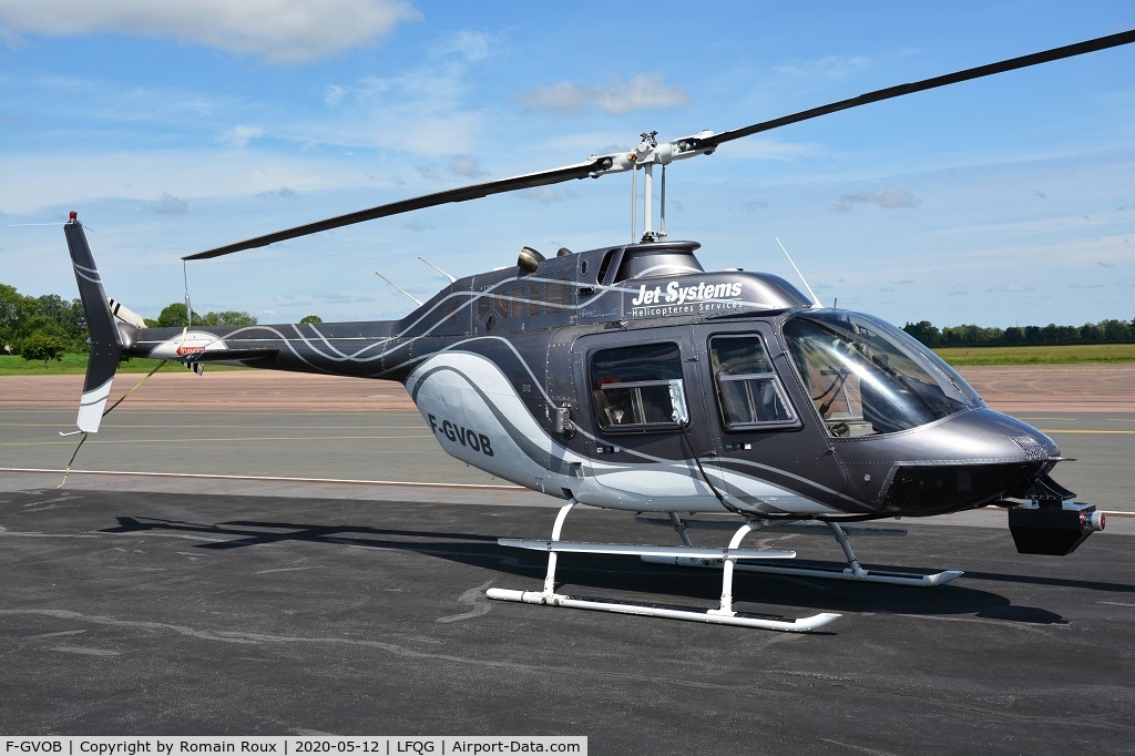 F-GVOB, Bell 206B JetRanger III C/N 2624, Parked