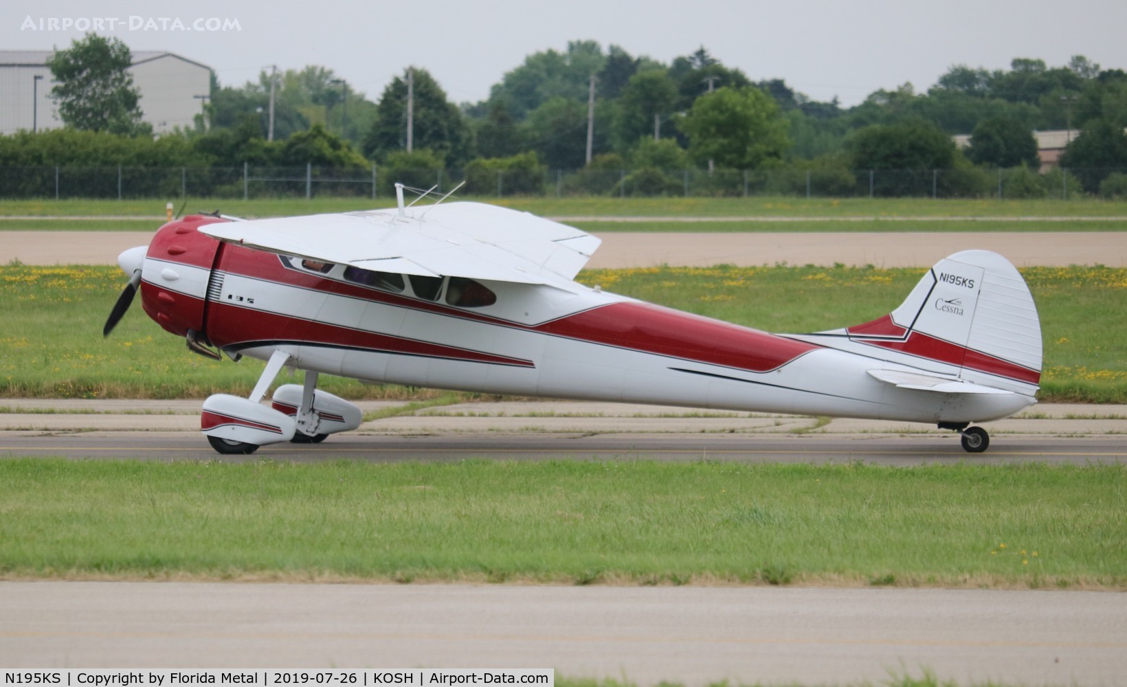 N195KS, 1950 Cessna 195A C/N 7582, OSH 2019