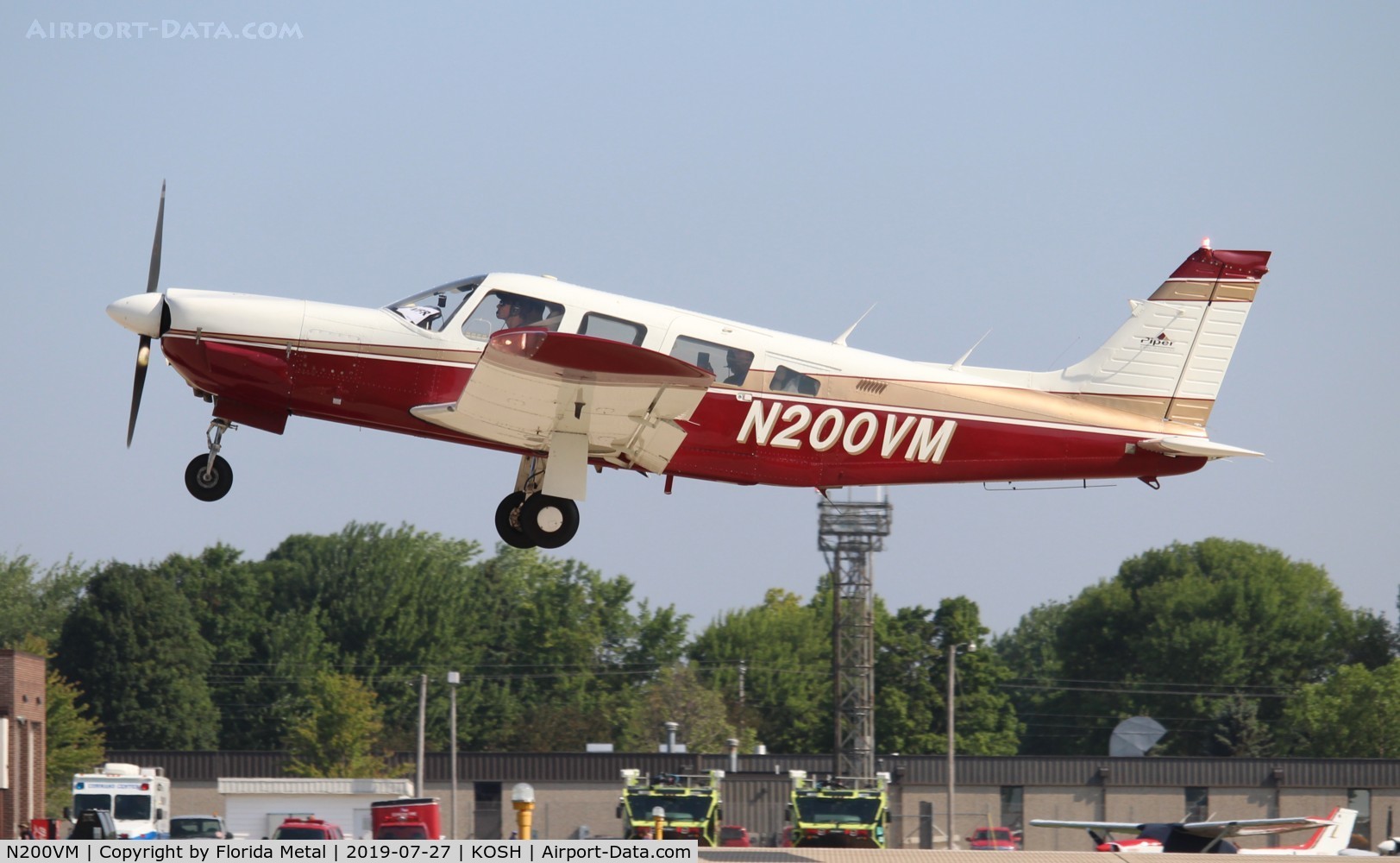 N200VM, 1976 Piper PA-32R-300 Cherokee Lance C/N 32R-7780073, OSH 2019