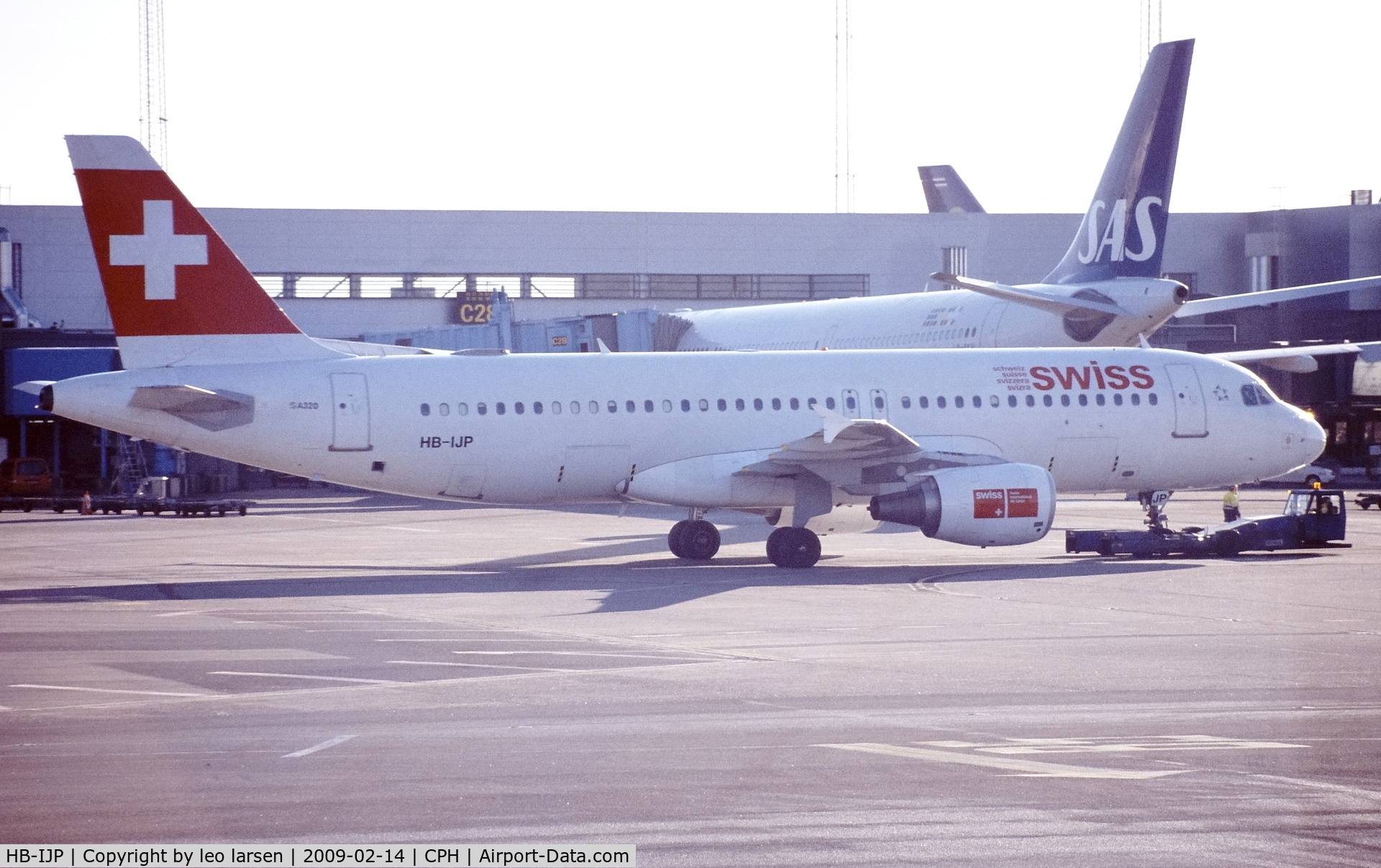 HB-IJP, 1997 Airbus A320-214 C/N 681, Copenhagen 14.2.09