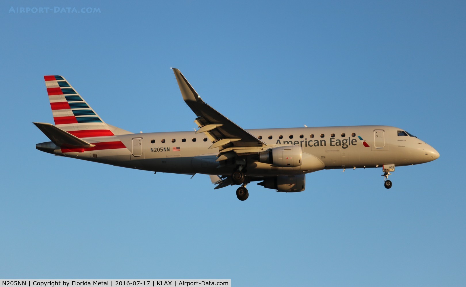 N205NN, 2015 Embraer 175LR (ERJ-170-200LR) C/N 17000481, LAX 2016