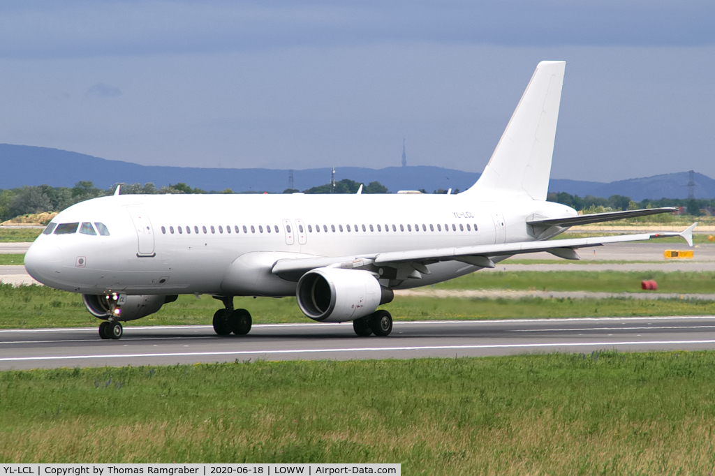 YL-LCL, 1995 Airbus A320-214 C/N 533, SmartLynx Airlines Airbus A320