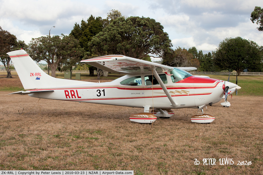 ZK-RRL, Cessna 182R Skylane C/N 18268500, B L & G M Cameron Family Trust, Te Puke